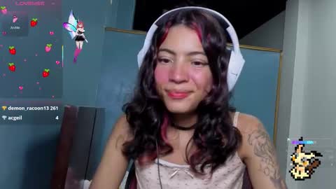 Helia Transfem and Amy online show from September 9, 2025, 1:38 am