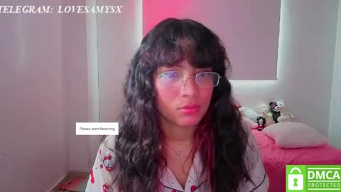 Helia Transfem and Amy online show from April 6, 2026, 9:38 pm