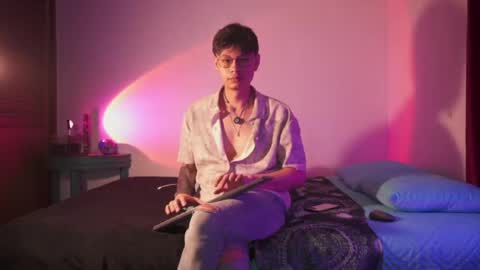 Helio online show from March 8, 2026, 2:04 am