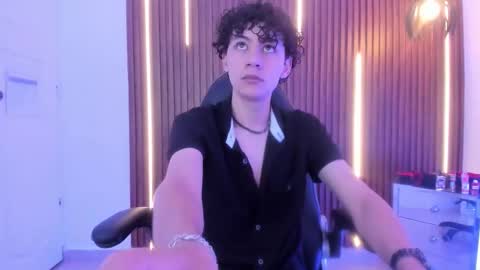 Snapshot of helios_obscuro chatting on September 24, 2025, 12:19 pm helios_obscuro online show from September 24, 2025, 12:19 pm