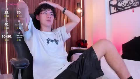 Snapshot of helios_obscuro chatting on October 9, 2025, 12:25 pm helios_obscuro online show from October 9, 2025, 12:25 pm