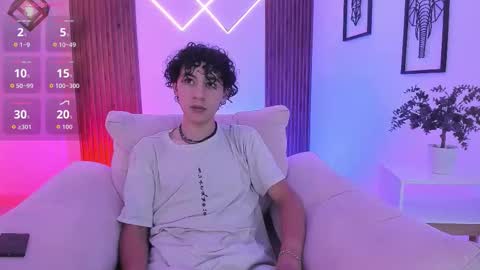 Snapshot of helios_obscuro chatting on October 25, 2025, 3:14 am helios_obscuro online show from October 25, 2025, 3:14 am