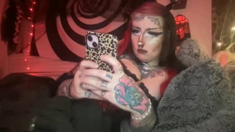 Bunnie Rotz online show from December 17, 2025, 6:41 am