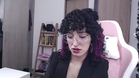 cher online show from March 7, 2025, 10:32 pm