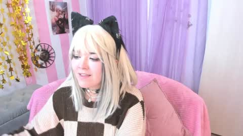 Snapshot of hell_fairy chatting on January 16, 2025, 9:37 am Laura online show from January 16, 2025, 9:37 am