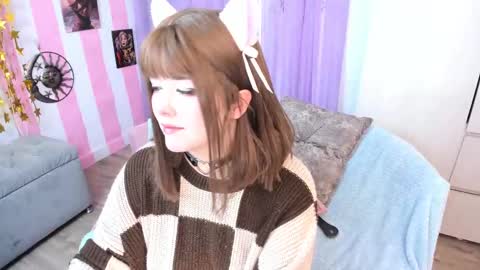Snapshot of hell_fairy chatting on February 21, 2025, 1:44 am Laura online show from February 21, 2025, 1:44 am