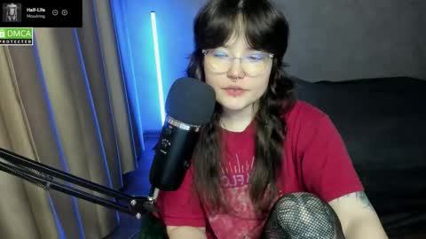 Red online show from October 29, 2025, 6:53 pm