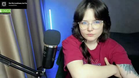 Red online show from November 13, 2025, 4:39 pm