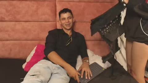 H E L L   AND  D A N T E online show from October 15, 2025, 9:26 pm