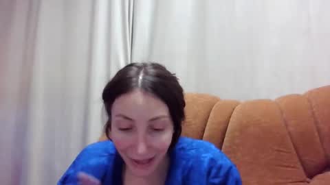 HellaryTourent online show from February 6, 2026, 6:11 pm