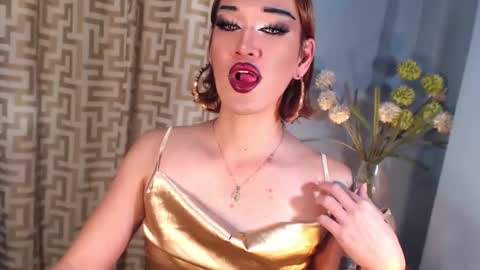 hellatarahathor online show from February 23, 2026, 9:28 am