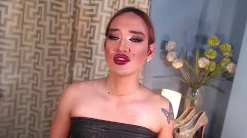 hellatarahathor online show from March 15, 2026, 9:04 am