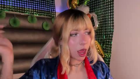 Snapshot of hellen__smith_ chatting on March 18, 2026, 8:56 pm hellen__smith_ online show from March 18, 2026, 8:56 pm