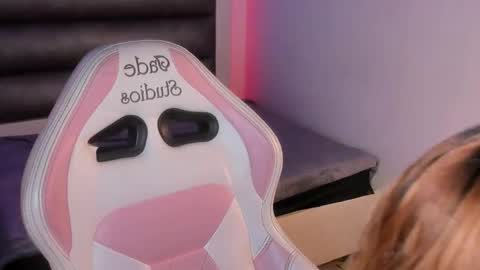 Snapshot of hellen__smith_ chatting on March 26, 2026, 8:36 pm hellen__smith_ online show from March 26, 2026, 8:36 pm