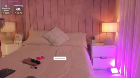 Snapshot of hellen_mckenzie chatting on September 24, 2025, 3:54 am hellen_mckenzie online show from September 24, 2025, 3:54 am