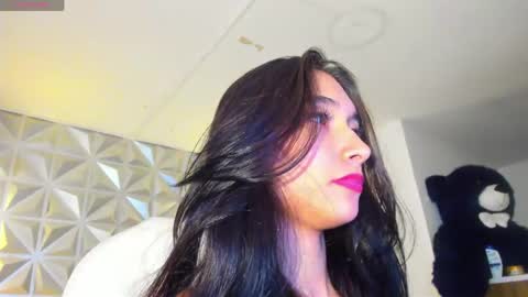 Hellen online show from April 29, 2026, 5:30 pm