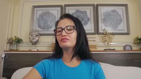    online show from November 14, 2025, 3:49 am