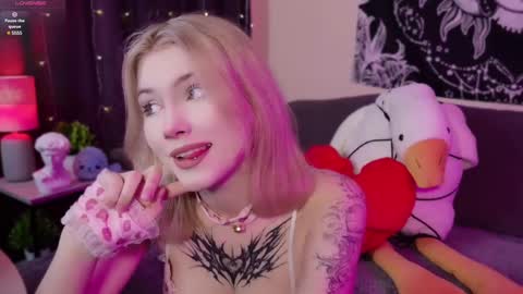HellenHorny online show from February 24, 2025, 9:21 am