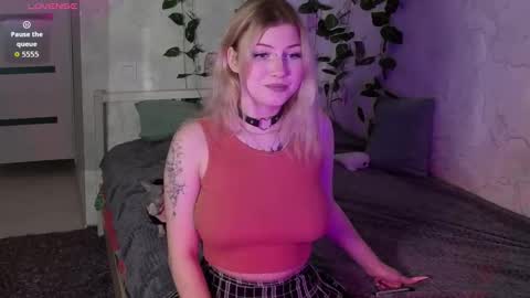 HellenHorny online show from September 11, 2025, 10:59 am