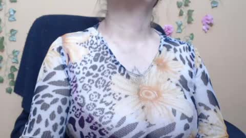 hellen online show from January 20, 2025, 11:54 pm