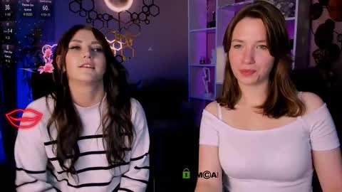 Snapshot of helli_belli chatting on October 14, 2025, 7:36 pm Helli online show from October 14, 2025, 7:36 pm