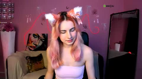 Helli online show from April 25, 2026, 7:22 pm