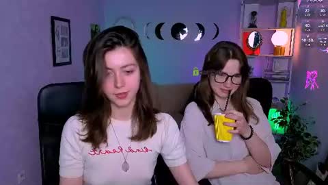 Snapshot of helli_belli chatting on June 14, 2026, 7:16 pm Helli online show from June 14, 2026, 7:16 pm