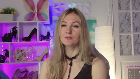 Snapshot of hello_lisha chatting on January 13, 2025, 8:05 am Alisia Monday to Friday from 10 am to 4 pm GMT 2 online show from January 13, 2025, 8:05 am