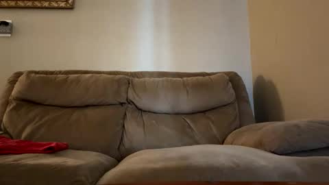 hellokitten123 online show from March 8, 2025, 9:18 pm