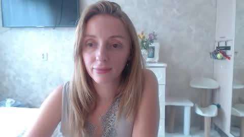 Snapshot of hellokittykaty chatting on September 19, 2025, 7:10 am Victory online show from September 19, 2025, 7:10 am