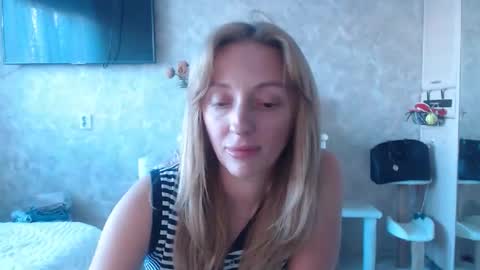 Snapshot of hellokittykaty chatting on September 25, 2025, 6:17 am Victory online show from September 25, 2025, 6:17 am