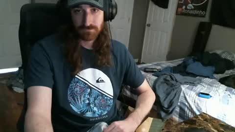 longhairbeardedguy online show from December 31, 2024, 9:17 pm