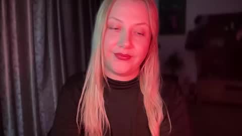 Snapshot of hellyriddle chatting on October 6, 2025, 11:18 am DeleteyourSadness online show from October 6, 2025, 11:18 am