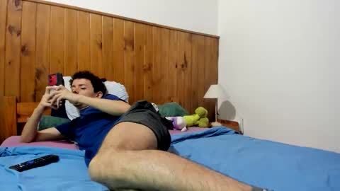 helokitkat online show from April 1, 2026, 11:57 pm