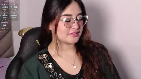 Snapshot of heluejamil chatting on October 18, 2025, 7:25 pm Zahira online show from October 18, 2025, 7:25 pm