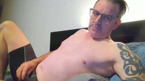 Snapshot of hempie1973 chatting on June 2, 2026, 11:23 am hempie1973 online show from June 2, 2026, 11:23 am