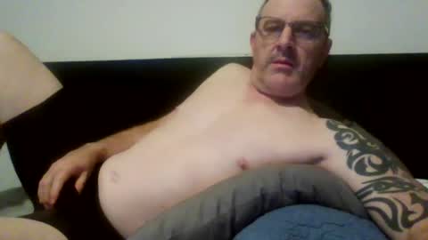 hempie1973 online show from July 2, 2026, 12:33 pm