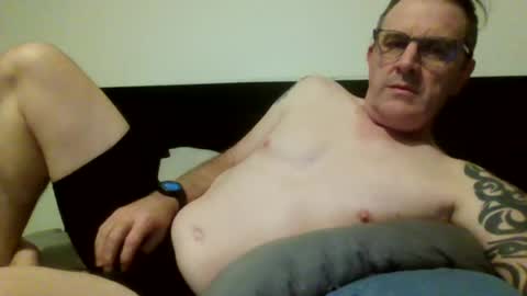 hempie1973 online show from July 20, 2026, 11:12 am