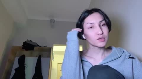 Eva online show from March 2, 2025, 5:58 pm