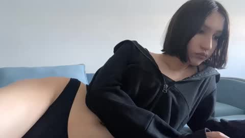 Eva online show from September 25, 2025, 9:46 am