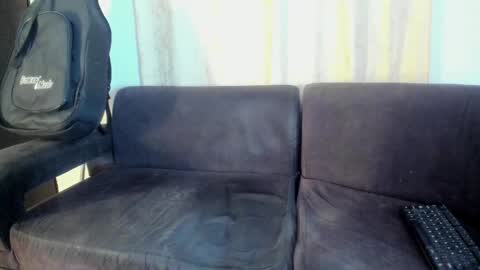 Snapshot of henrik_senn chatting on October 18, 2025, 2:36 am henrik_senn online show from October 18, 2025, 2:36 am