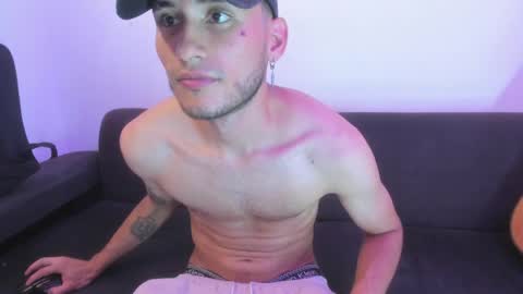 Snapshot of henrik_senn chatting on May 17, 2026, 12:41 am henrik_senn online show from May 17, 2026, 12:41 am