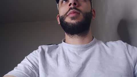 HenryAxe online show from June 14, 2026, 12:29 pm