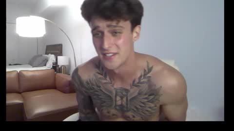 Snapshot of henrydesanti chatting on March 6, 2026, 6:43 am henrydesanti online show from March 6, 2026, 6:43 am