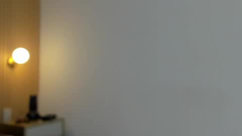 Hera  online show from September 29, 2025, 8:57 pm