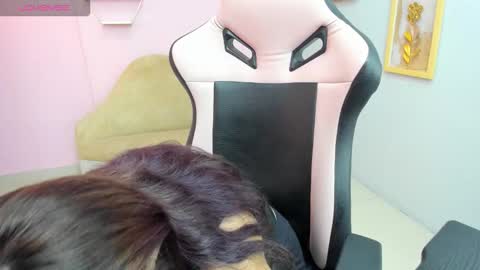 hera online show from November 24, 2025, 11:10 am