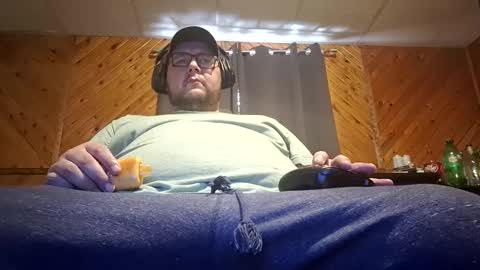 Snapshot of hereforbootyyy chatting on March 15, 2026, 3:18 pm Hereforbootyyyy online show from March 15, 2026, 3:18 pm