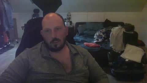 herejust4yoy online show from June 17, 2026, 6:31 pm