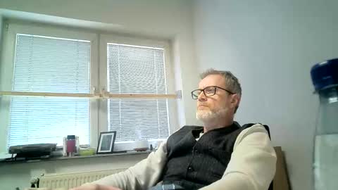 hering76 online show from March 30, 2026, 10:38 am