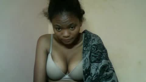 Snapshot of herisse01 chatting on May 15, 2026, 11:45 pm herisse01 online show from May 15, 2026, 11:45 pm
